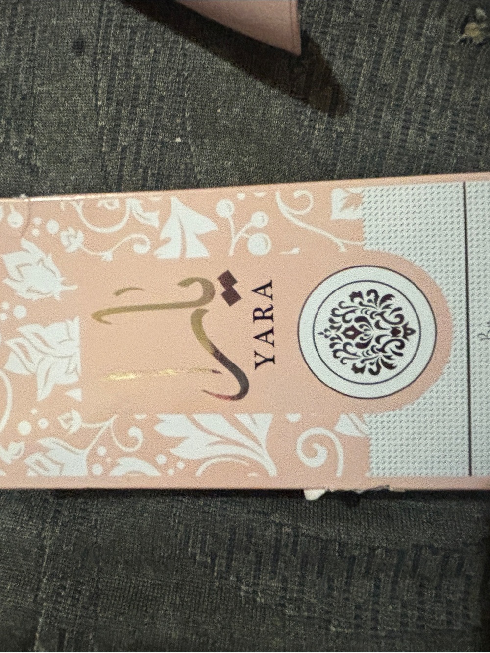 Yara Women's Pink Floral Scented Product
